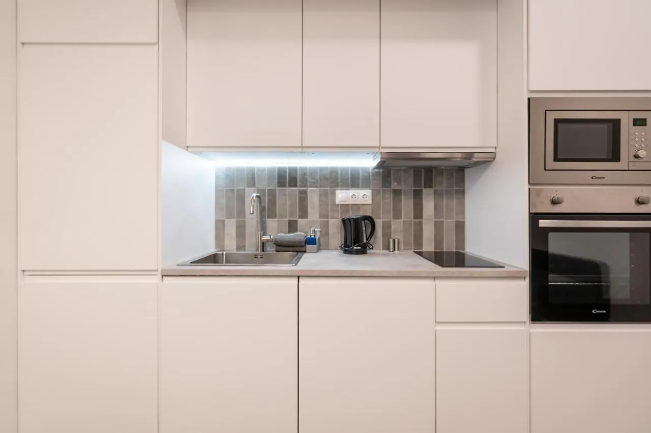 K10 - Kazinczy Street Heritage Suite - Best Location By Bqa Budapest Apartment