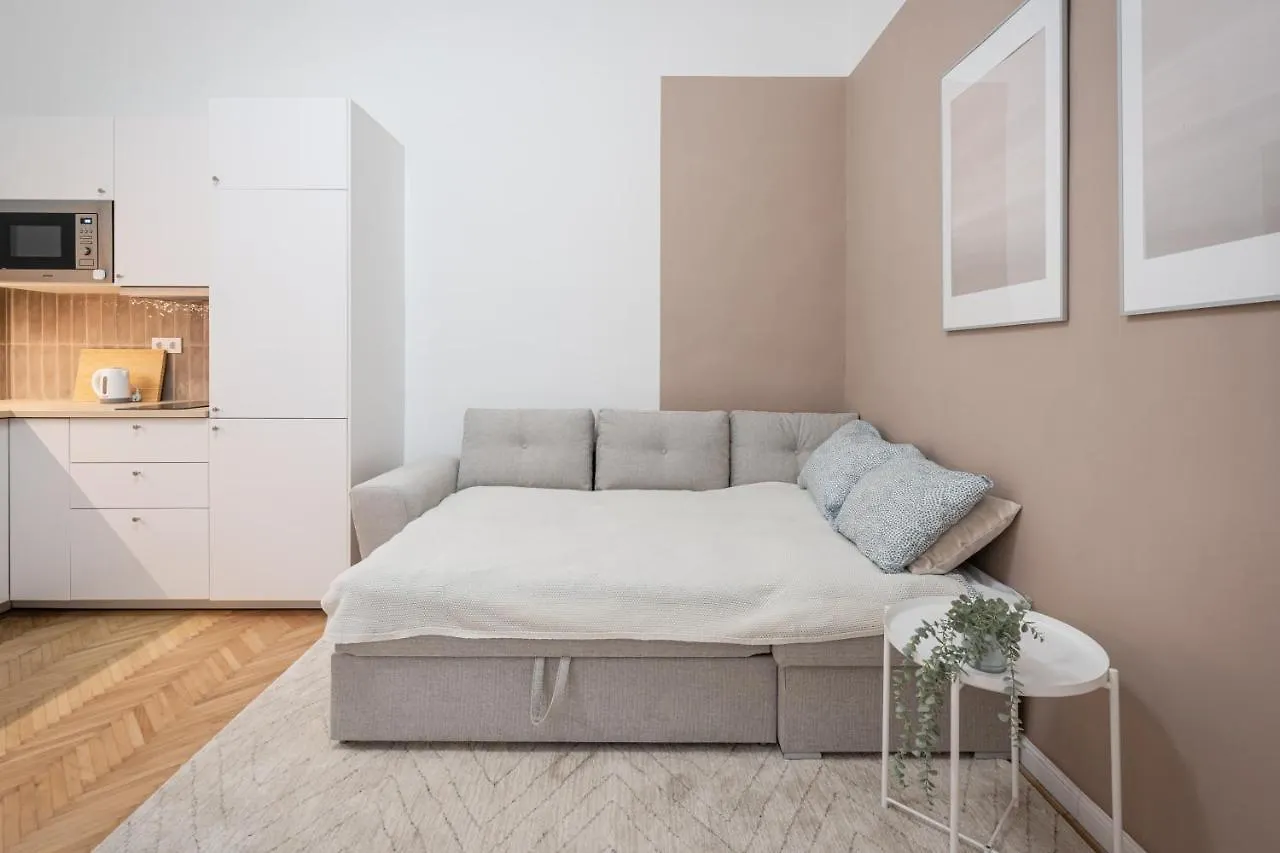 K10 - Kazinczy Street Heritage Suite - Best Location By Bqa Budapest Ungheria