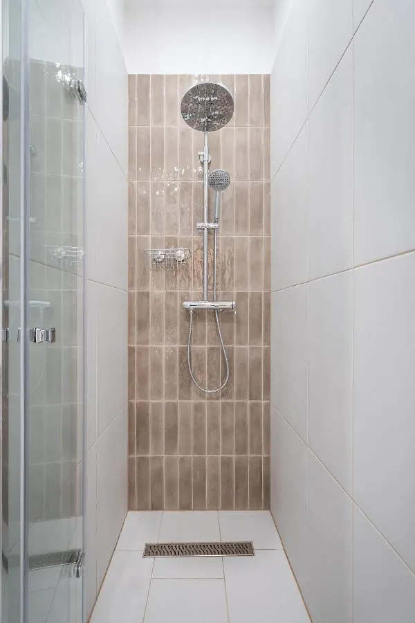 Apartment K10 - Kazinczy Street Heritage Suite - Best Location By Bqa Budapest